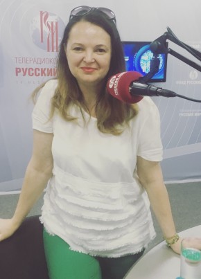 Elena, 51, Россия, Москва