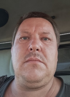 Сергей из Вольска 42 года