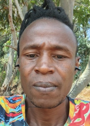 Julius из Nakuru 34 года