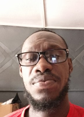 Joël Effi, 37, République de Côte d’Ivoire, Yamoussoukro