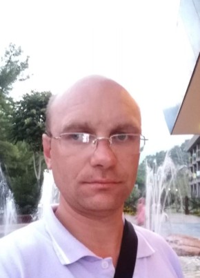 Sergey, 45, Russia, Rostov-na-Donu