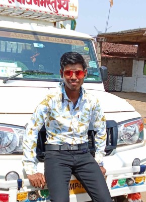 Hari Prasad, 25, India, Warud