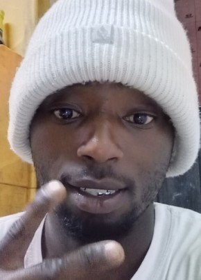 Eyan из Nairobi 23 года
