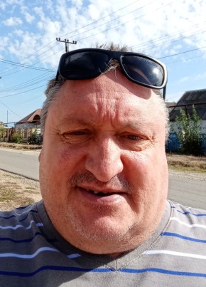 Сане из Старотитаровскаи 58 лет