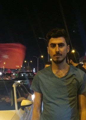 Mehmet, 30, Türkiye Cumhuriyeti, merter keresteciler