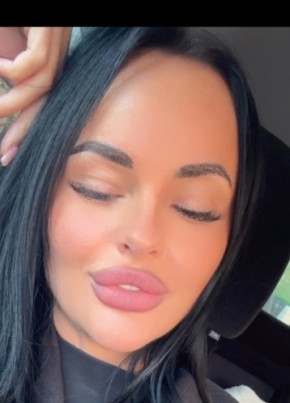 Yuliya, 35, Russia, Saint Petersburg