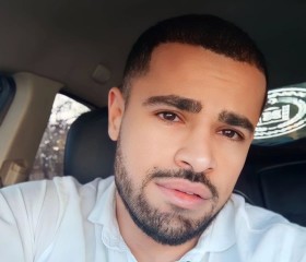 Ignat, 24, China (Nuevo Leon)