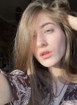 Evgeniya, 19, Saint Petersburg
