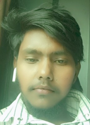 Abhishek Nishad, 22, India, Gorakhpur (State of Uttar Pradesh)