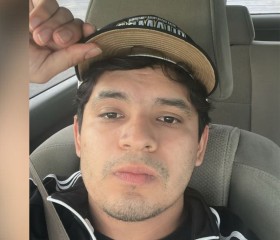 Esteban, 24, Chicago