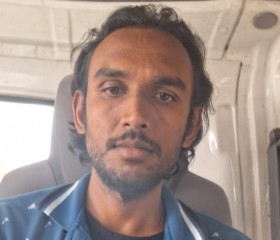 Prakash, 34, Triolet