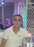Artur, 31, Yerevan