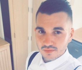 Julien, 24, Tournefeuille