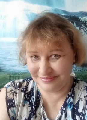 Людмила, 59, Россия, Гатчина