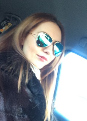 Есения, 35, Россия, Саратов