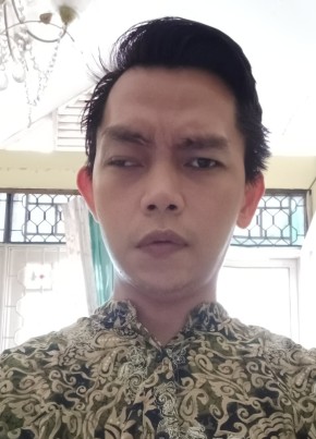 pradana, 33, Indonesia, Tangerang Selatan