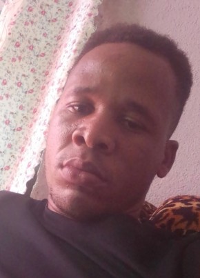 Samuel, 25, Republic of Cameroon, Maroua