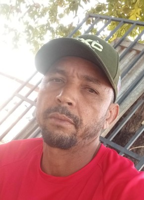José.123 из Goiânia 44 года