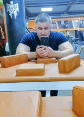 Анатолий из Белокурихи 43 года