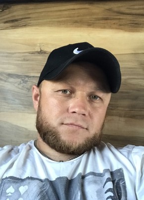 Владимир, 37, Россия, Лянтор