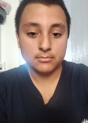 Diego, 18, Mexico, Aguascalientes