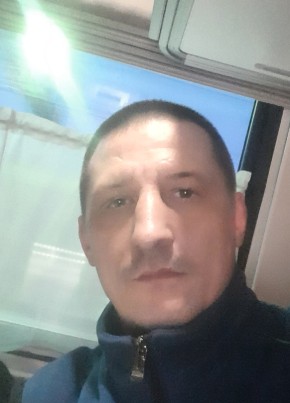 Andrey, 39, Russia, Severobaykalsk