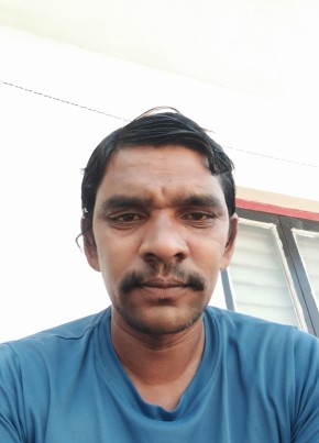 Vinod, 18, India, Ahmedabad