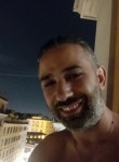 Salvo, 40  , Rome