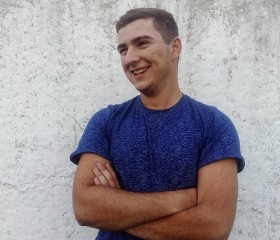 Дмитрий, 23 года, Крычаў
