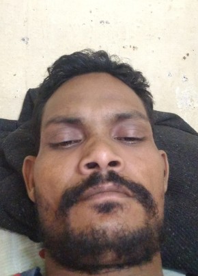 Raj Kumar, 33, India, Losal