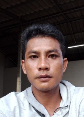 เขม, 34, ราชอาณาจักรไทย, ขลุง