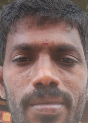 Srinu, 18, India, Visakhapatnam