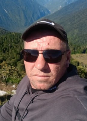 Владимир из Черногорска 42 года
