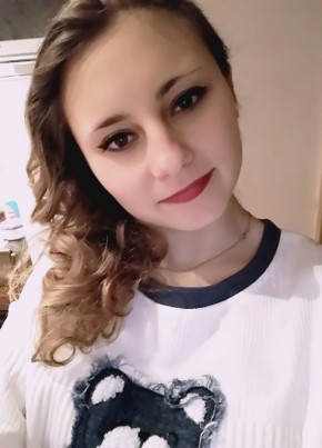 Виктория, 28, Россия, Псков
