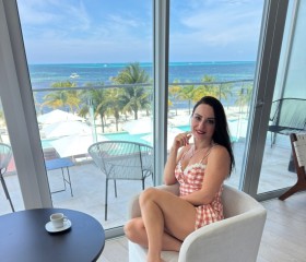 Tanya, 35, Cancun