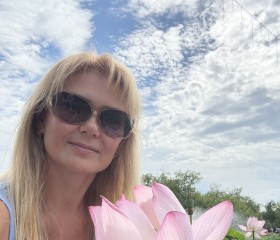 Elena, 56, Sevastopol