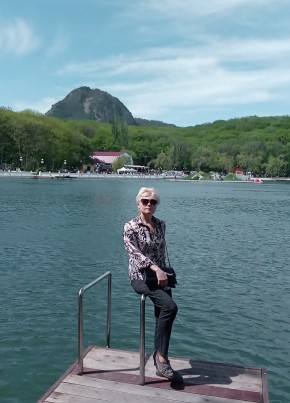 Светлана из Ростова-на-Дону 58 лет