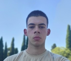 Edik, 19, Adler