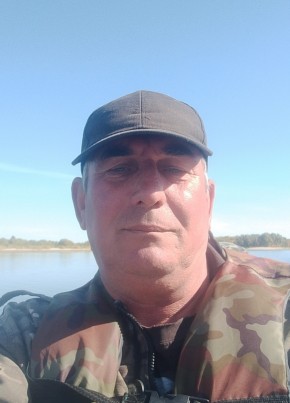 Николай из Харабали 56 лет