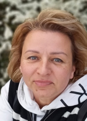 Анна, 46, Россия, Родниковое