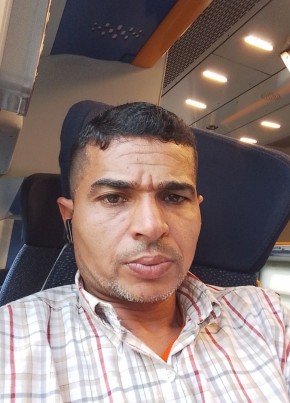 احمد السمالوسي, 40, Repubblica Italiana, Cinisello Balsamo