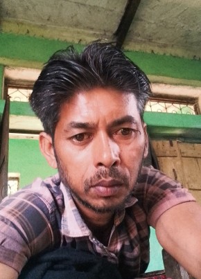 सुग्रीव सिंह भदो, 37, India, Delhi