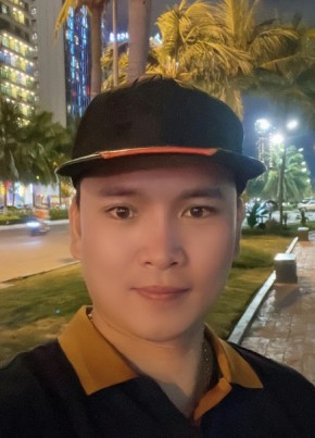 Giang, 33, Công Hòa Xã Hội Chủ Nghĩa Việt Nam, Đà Nẵng