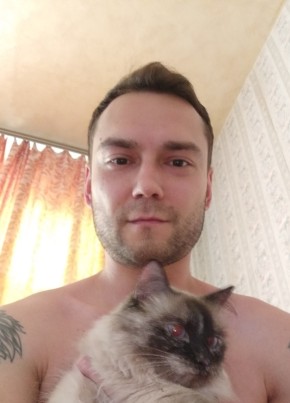 Илья из Тольятти 32 года