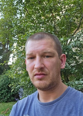Айгар из Berlin 46 лет