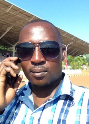 owiky, 41, Uganda, Entebbe