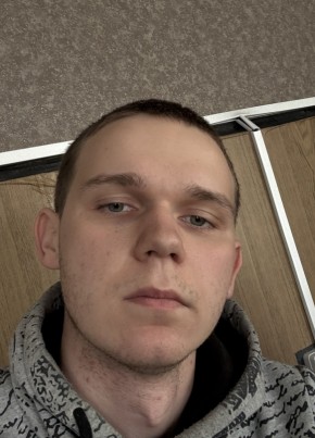 Павел из Камени-на-Оби 22 года