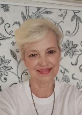 Наталия из Саратова 62 года