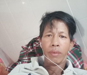 Vu, 18, Long Xuyen