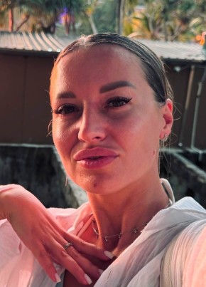 Полина из Томска 35 лет